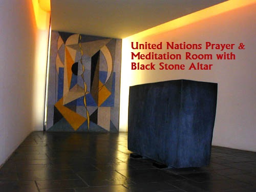 [Image: UN-prayer-room.jpg]